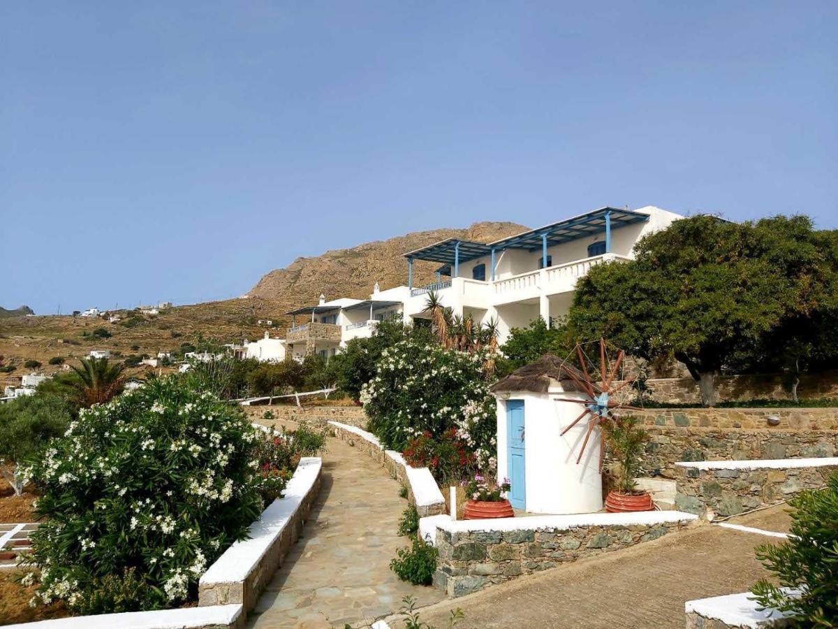 Medusa Accommodation Livadakia Esterno foto