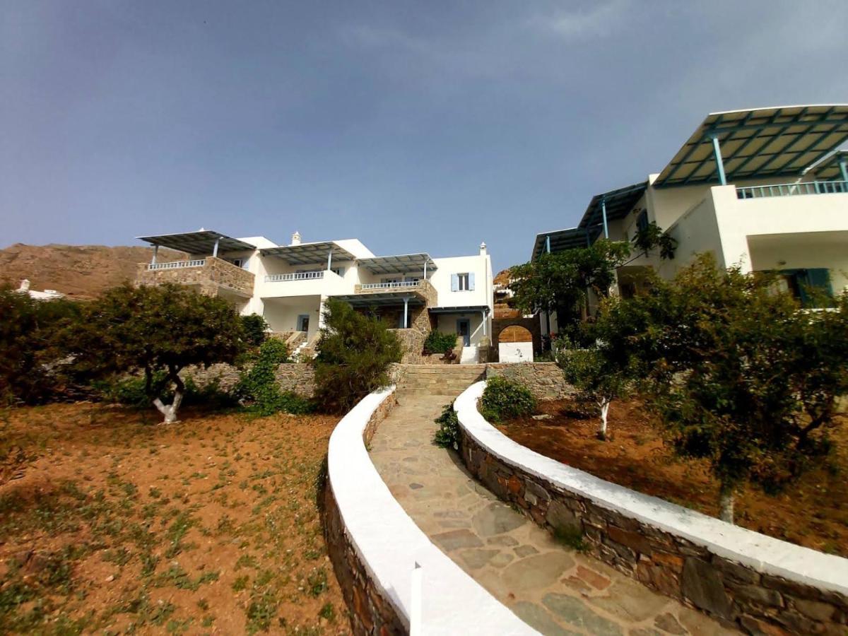 Medusa Accommodation Livadakia Esterno foto