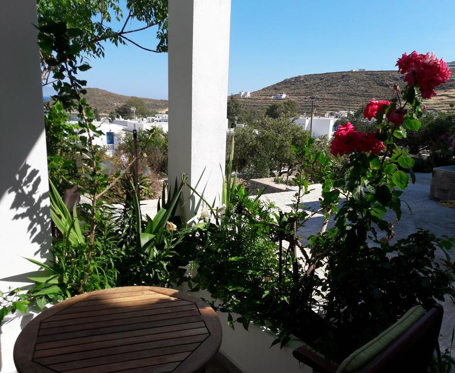 Medusa Accommodation Livadakia Esterno foto