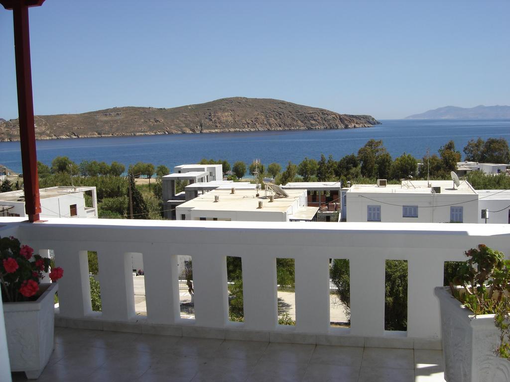 Medusa Accommodation Livadakia Esterno foto